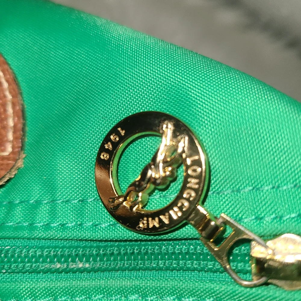 Longchamp Tote in Green and Brown Size SMALL - Picture 3 of 7